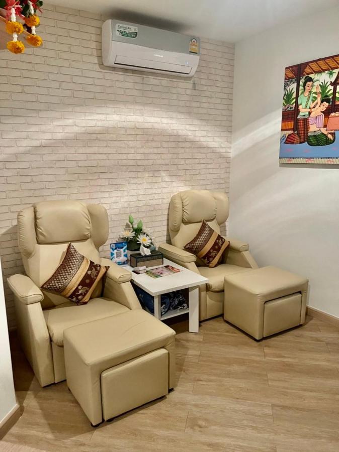 The Lux Ladprao 10 Banguecoque Exterior foto
